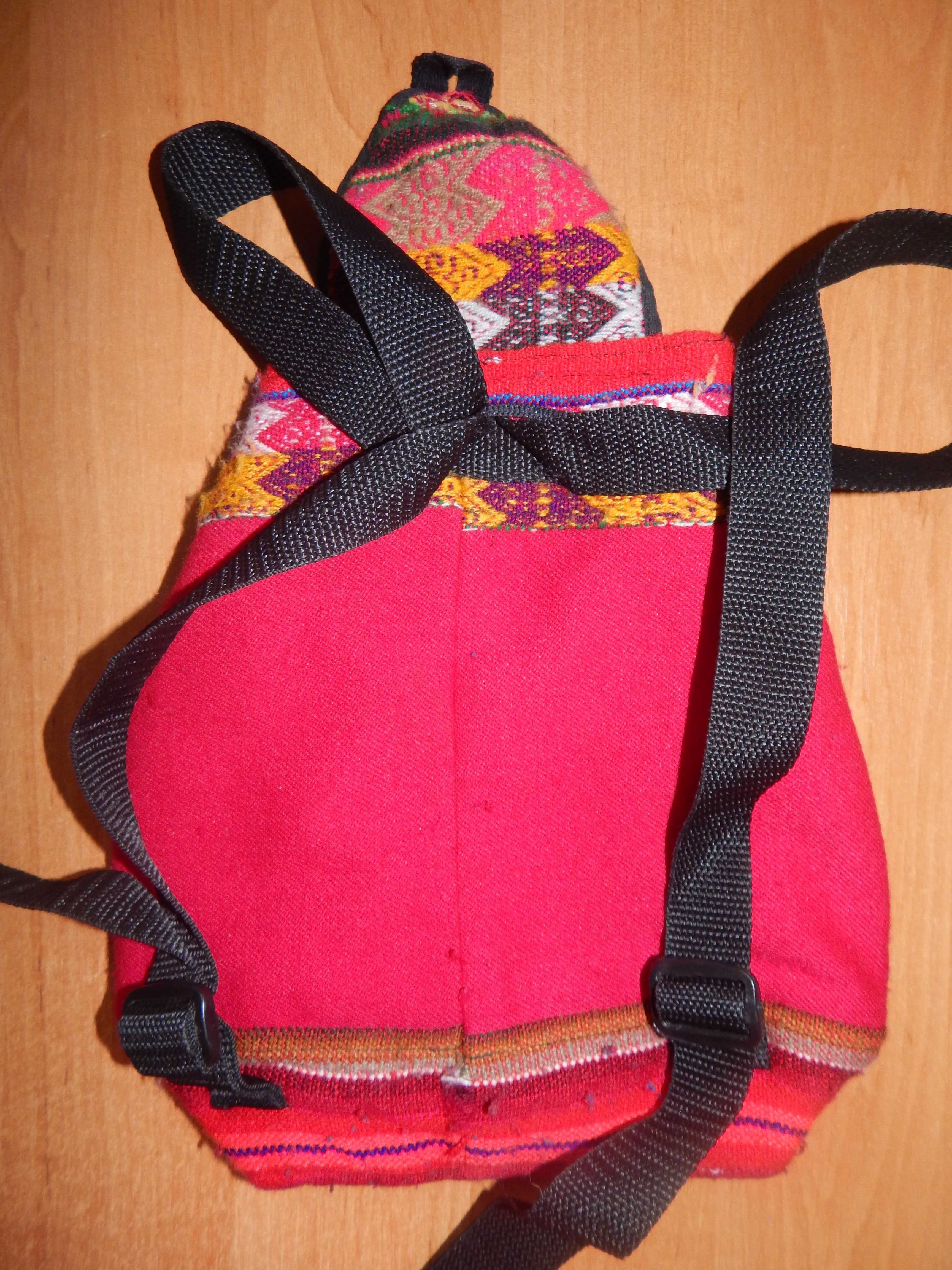 Яркий удобный вместительный рюкзачок для девочки недорого пересылка!
