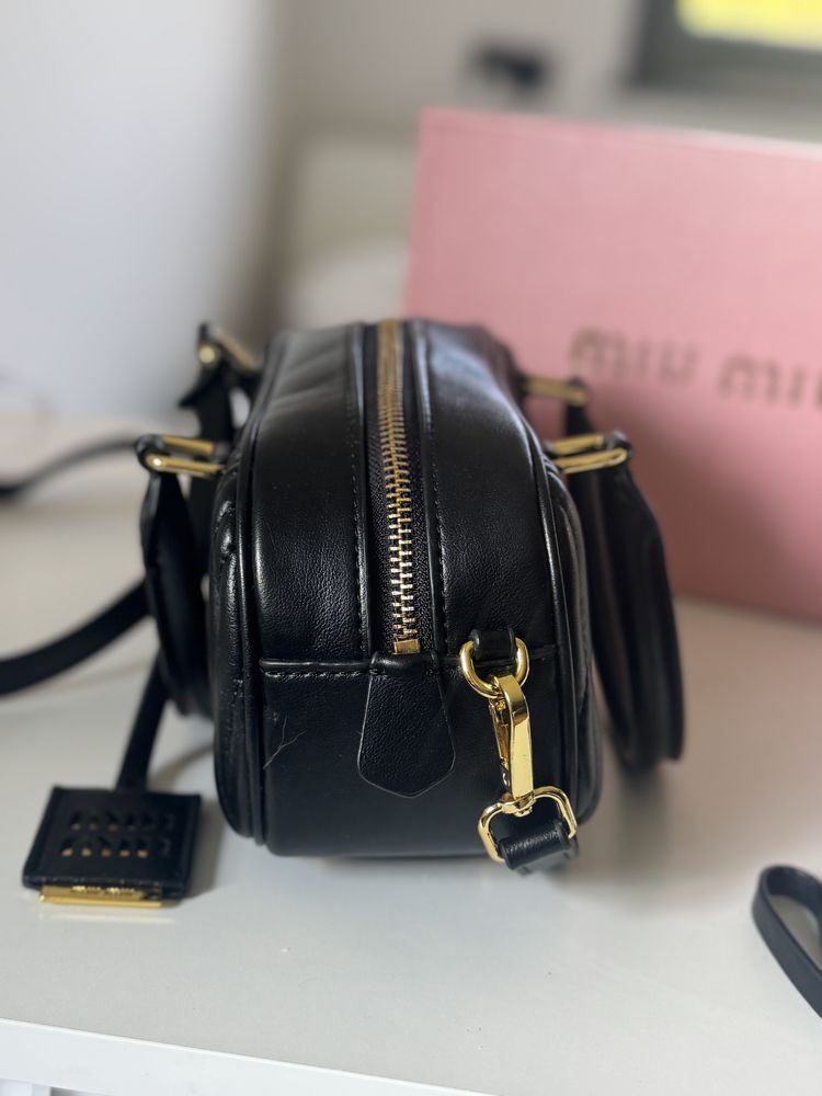 Torba torebka MIU MIU z naturalnej skory