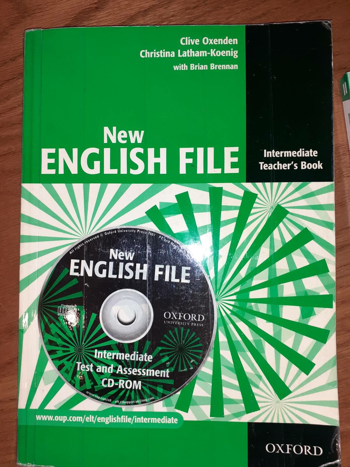 Книга для учителя New English File Intermediate Teacher's Book