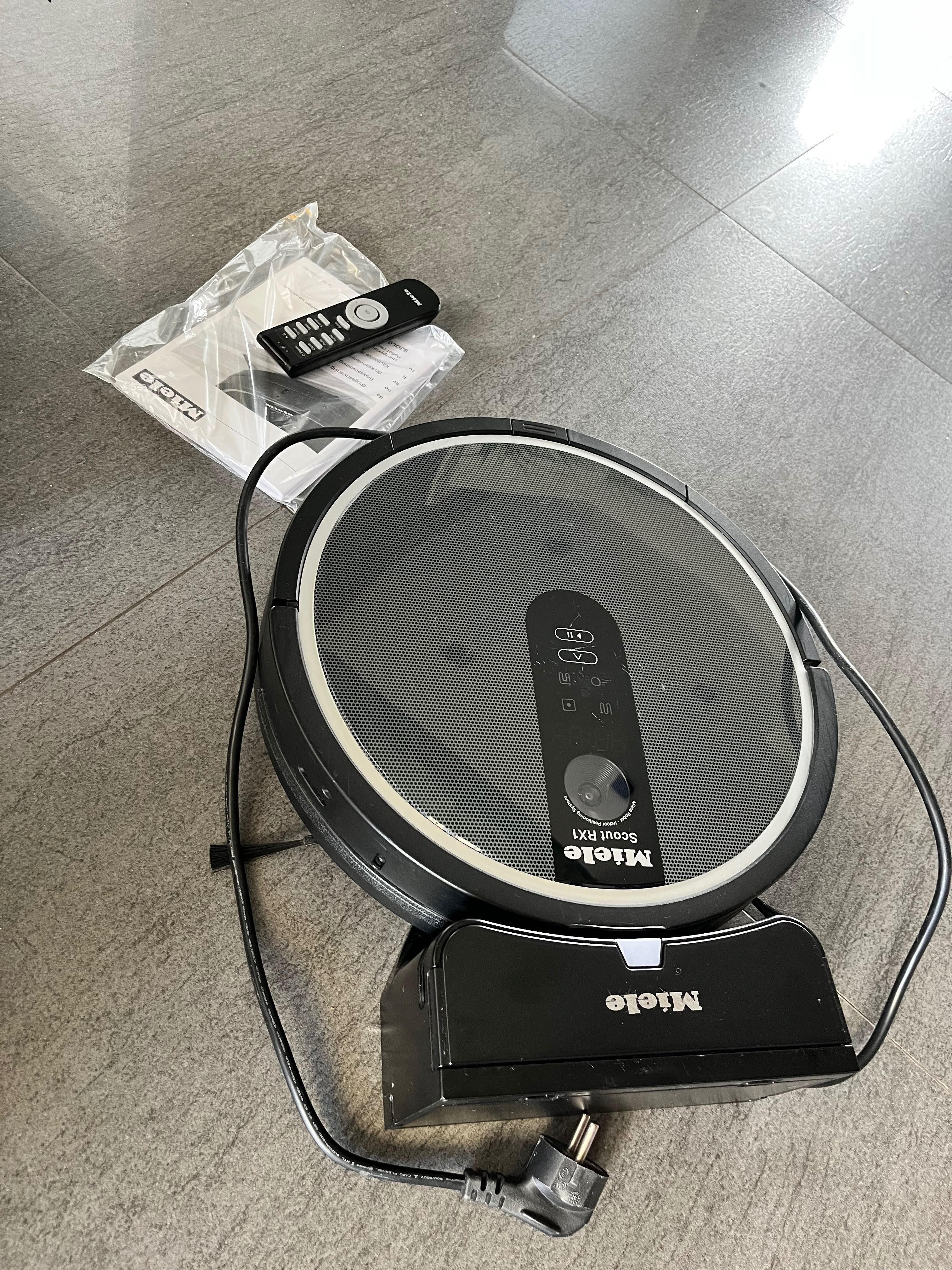 Robot sprzątający Miele Scout RX1