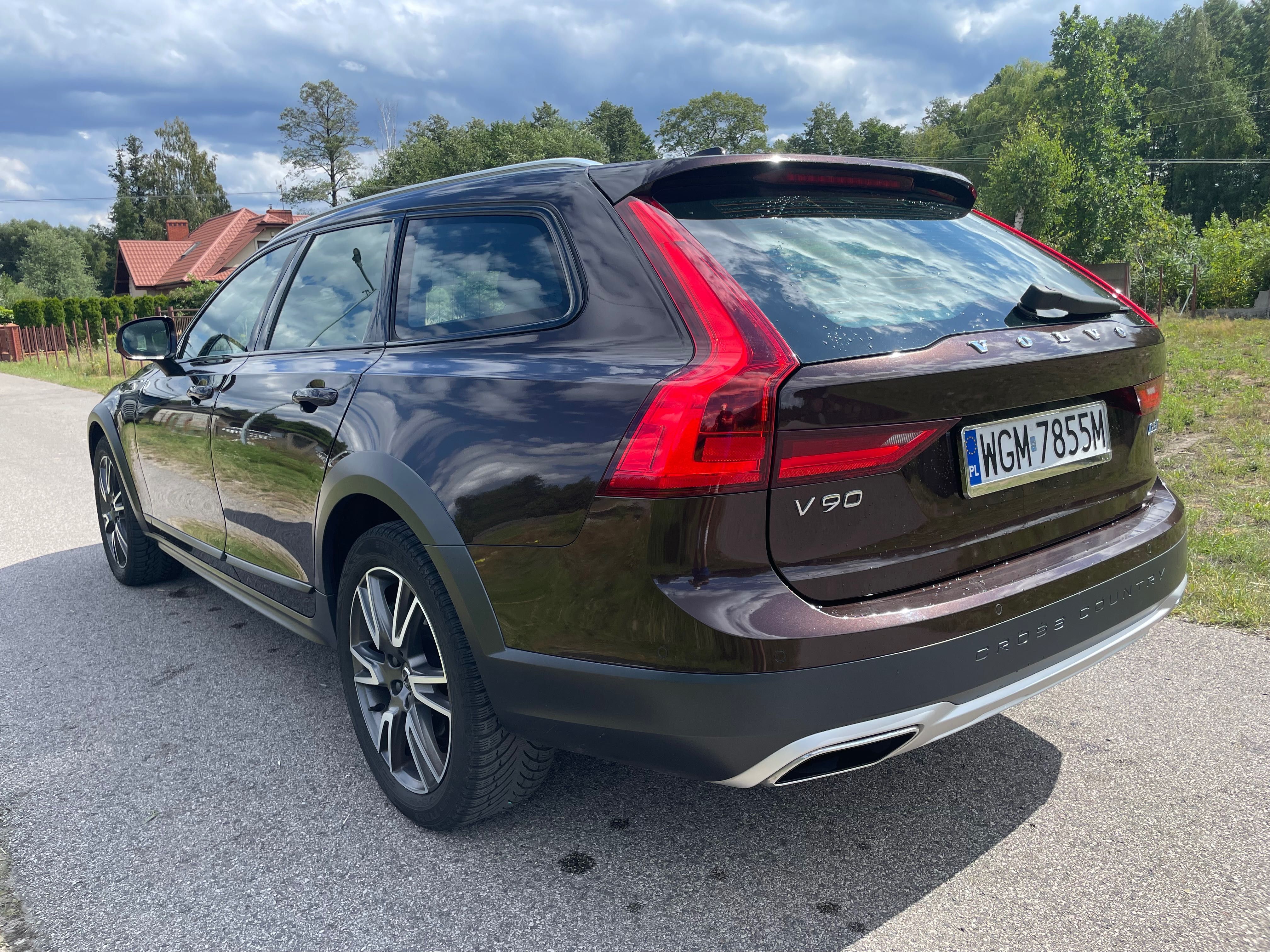 Volvo V90 Cross Country D5 AWD Pro 2018 Panorama Dach Bogata wersja