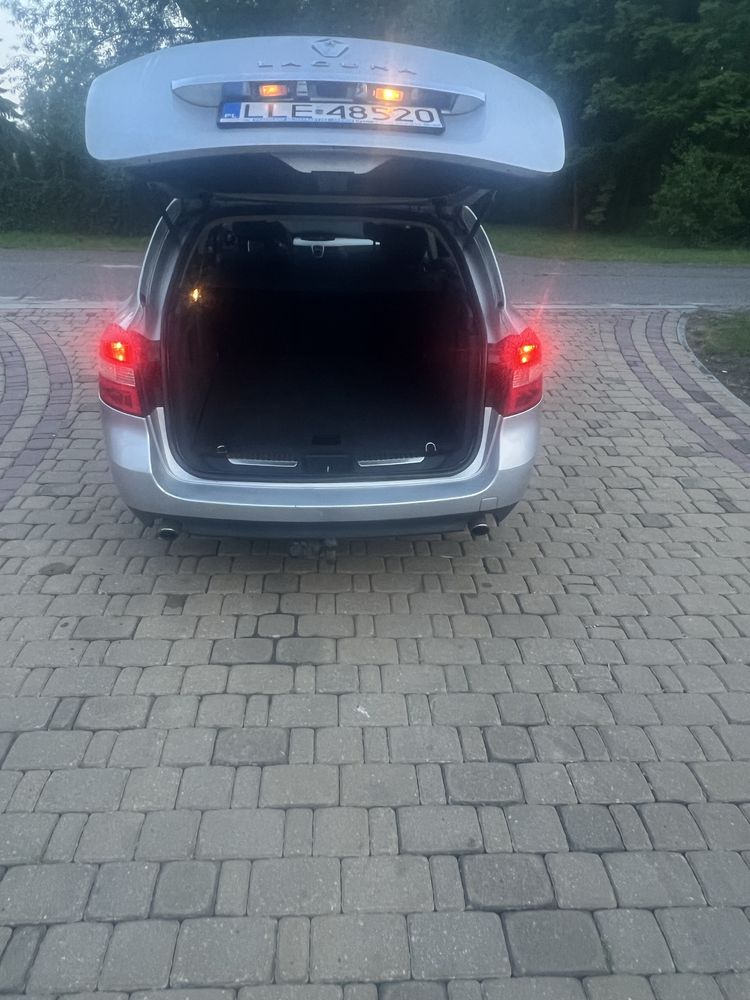 Renault Laguna 3 2.0 DCI niezawodny silnik kombi
