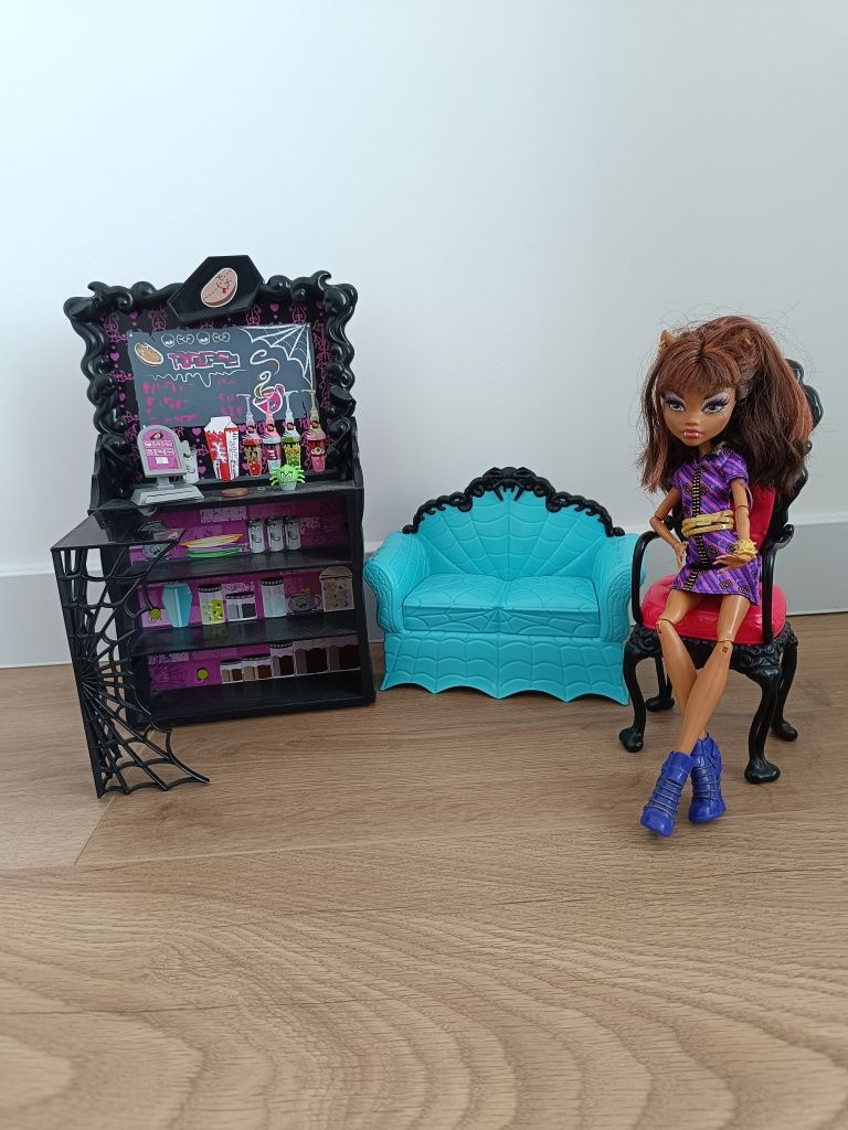 Cafe Monster high