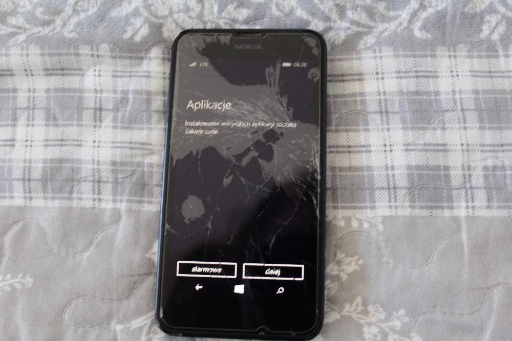 Nokia lumia 635 uszkodzony pęknięty wyświetlacz działa godula