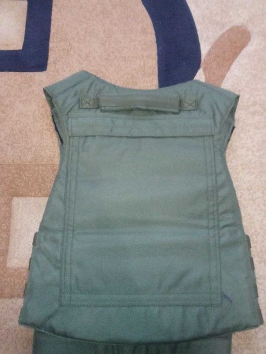 Жилет тактический, плитоноска