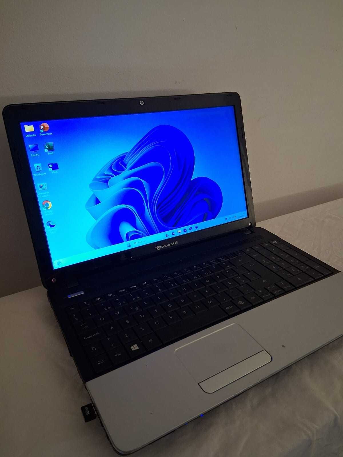 PC / Computador portátil PACKARD BELL excelente estado