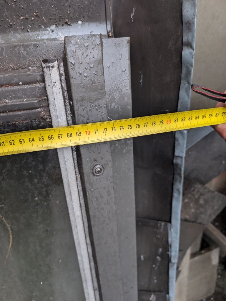 Okno dachowe wraz z opierzeniem 74x118