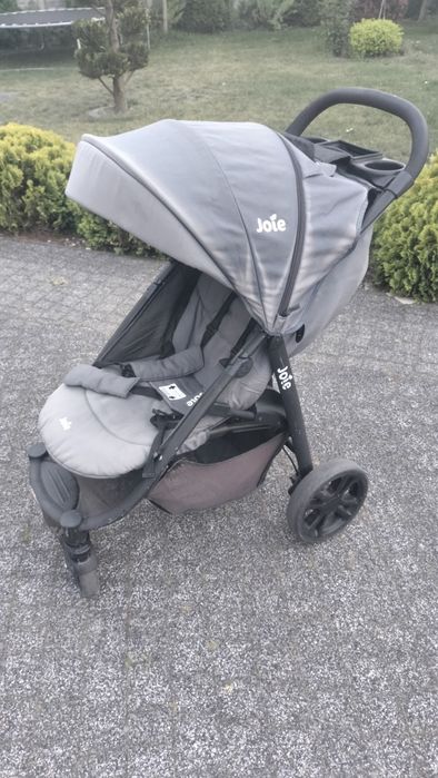 Sprzedam spacerówkę Joie