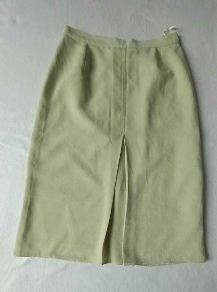Zielona spódnica do łydki z podrzewką, rozmiar L