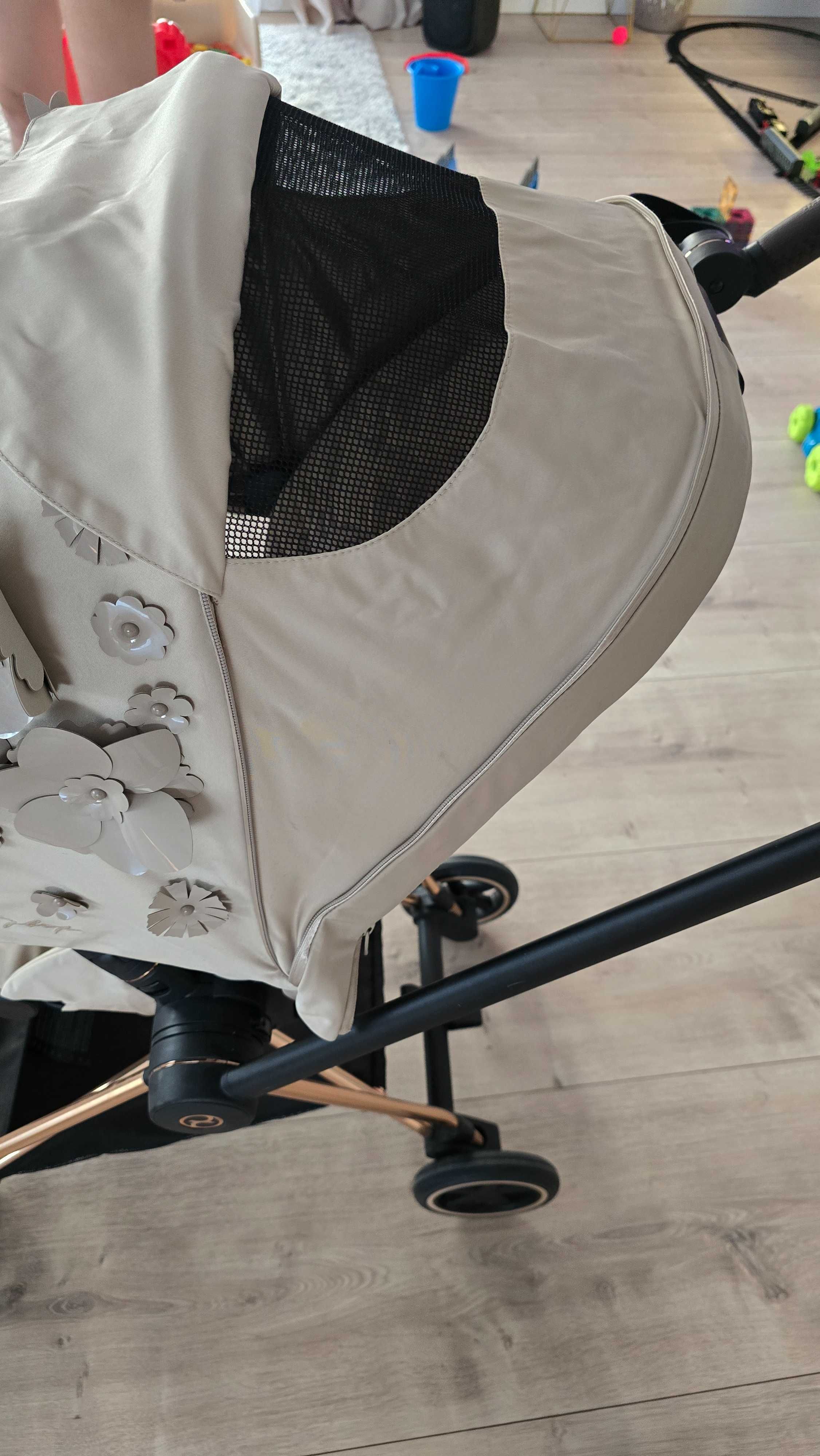 Cybex mios 3.0 simply flowers beige