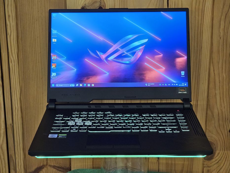 Asus Strix 15.6" 144Hz/i5 10300H/GTX 1650Ti/RAM 16GB/SSD 500GB