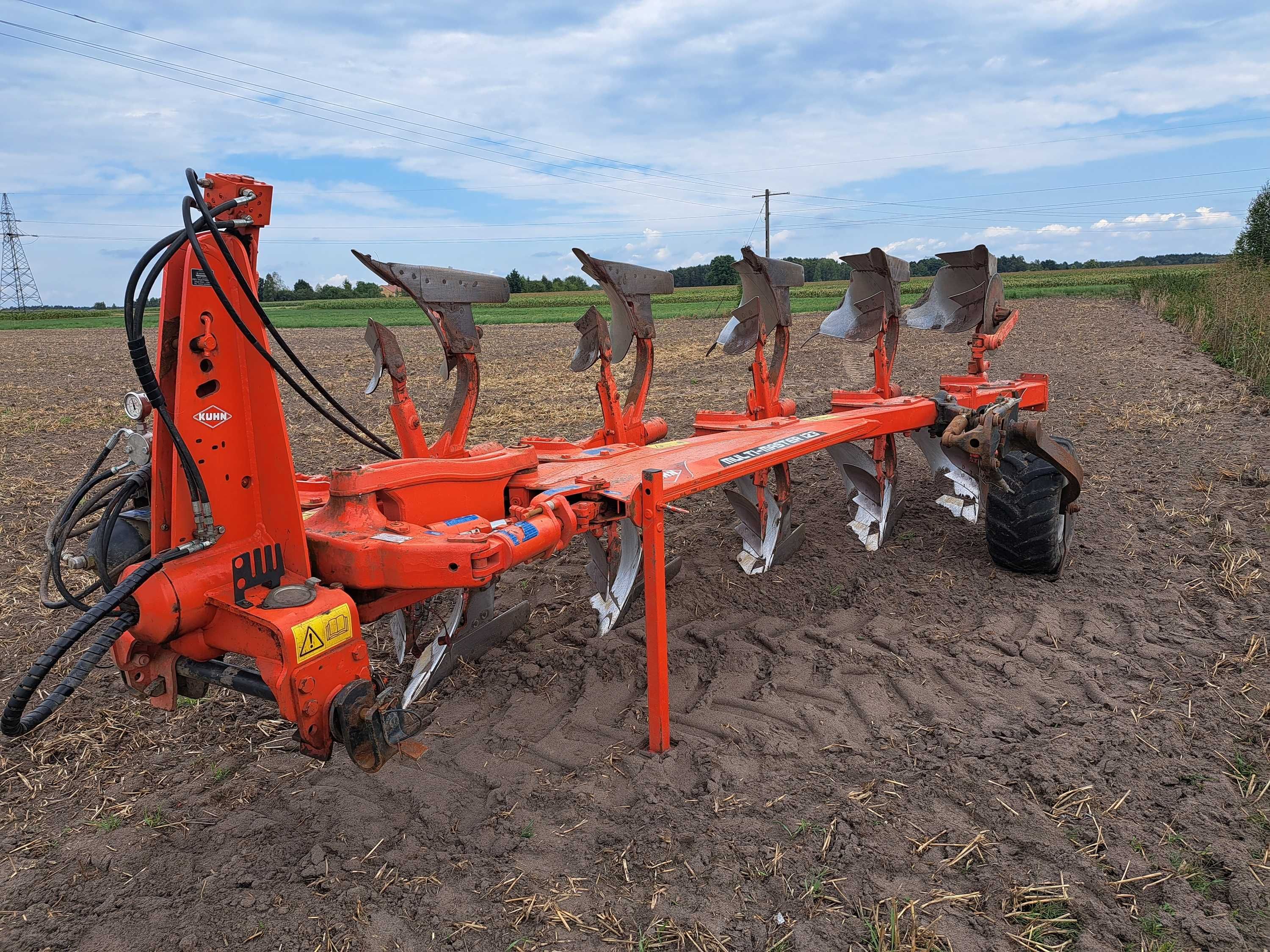 KUHN Multi-Master 123   4 +1  2014 rok non stop