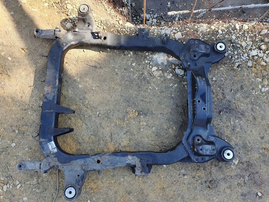 OPEL VECTRA C 3.2 SANKI TRAWERS PRZÓD