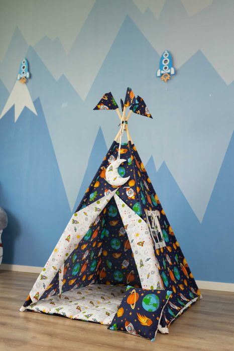 Дитячий вігвам “Космос” з планетами + підвіска Місяць у подарунок