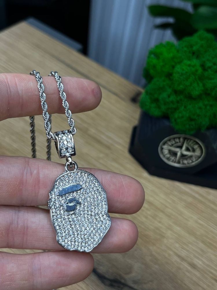 Підвіска на шию Bape
