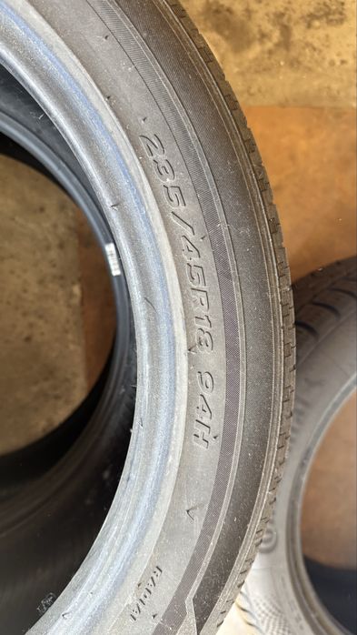 R18 235/45 Hankook Kinergy GT
