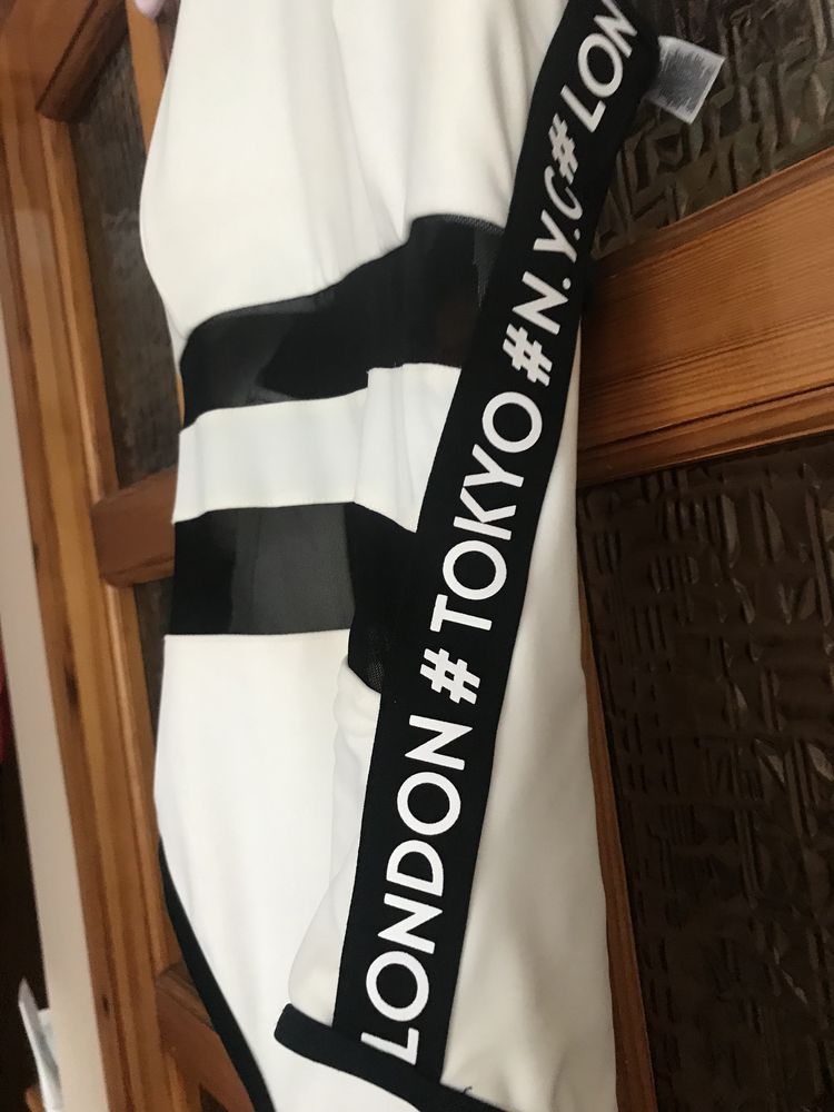 Jednoczęściowy strój kąpielowyNew Uorker r. M.