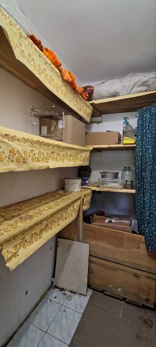 Частина будинку в житловому стані. 3 кімнати.