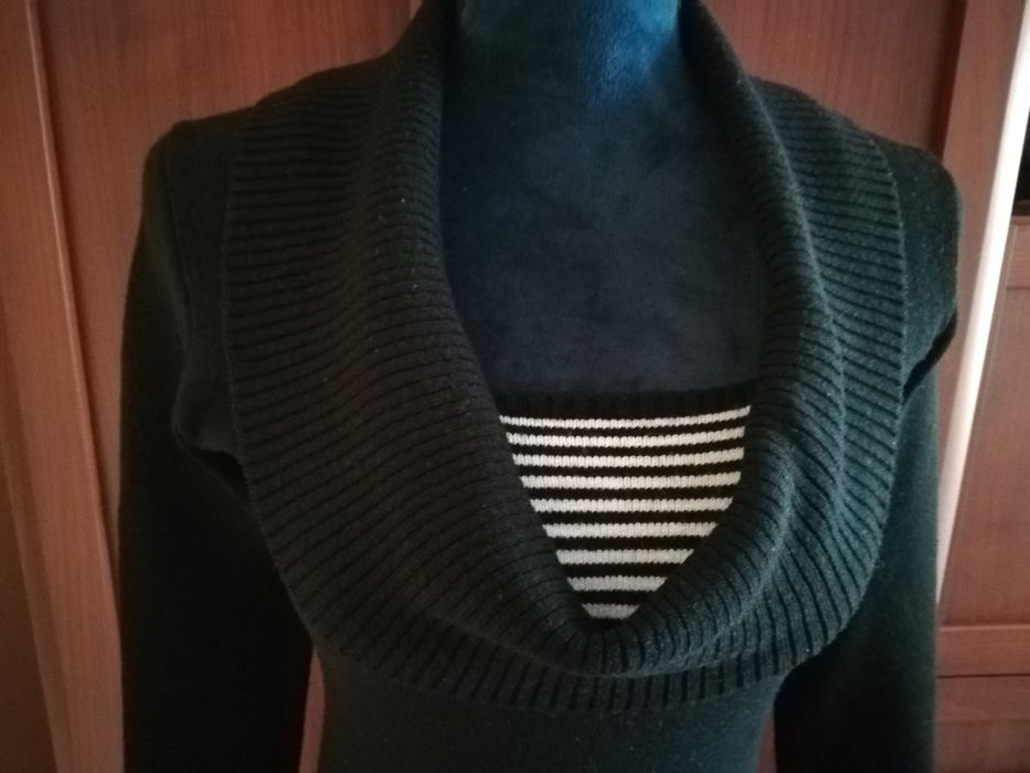 Sweter damski ciepły długi golf