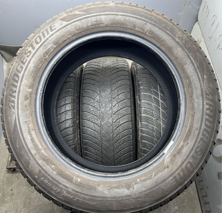 Шини 2020р 225 60 R17 Bridgestone Blizzak LM001 зима зимові