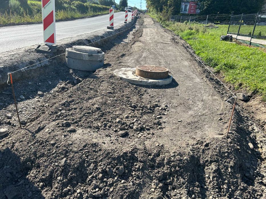 BRUK / układanie kostki / KANALIZACJA / Roboty Ziemne / WYBURZENIA