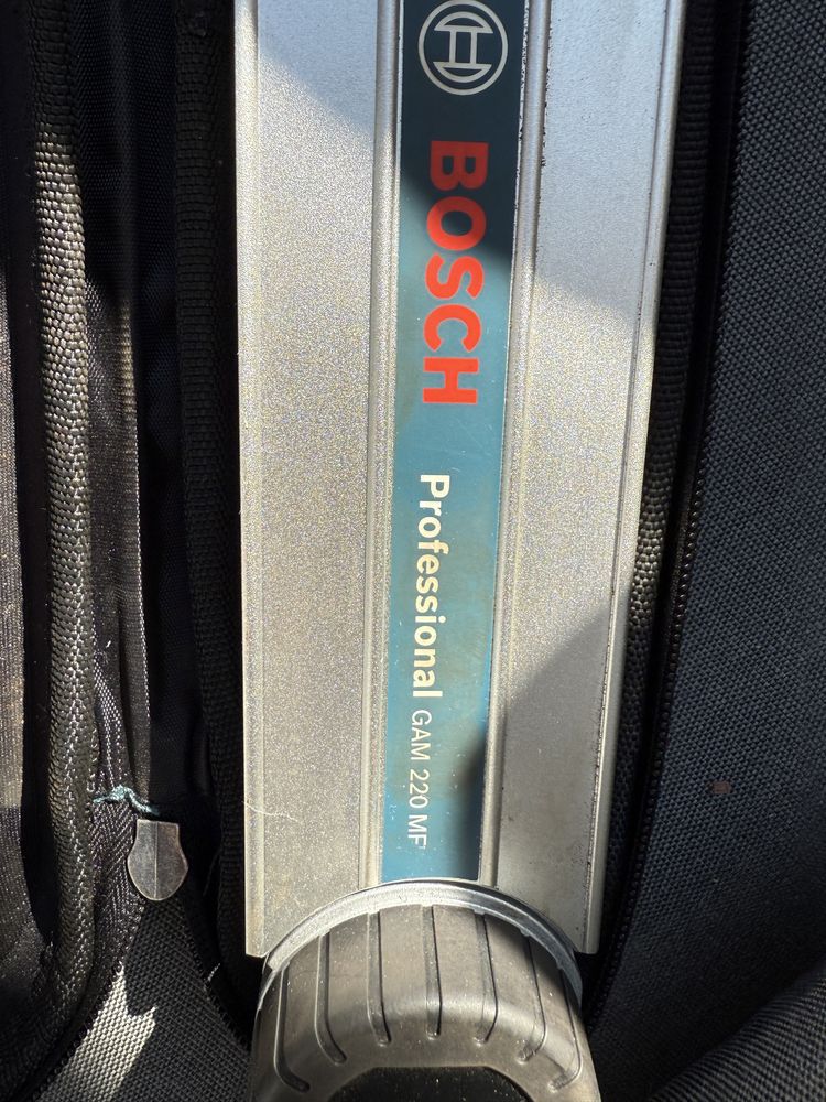 Bosch gam 220 MF kątomierz cyfrowy poziomica