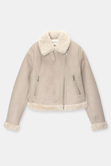 Нові жіночі дублянки pull&bear