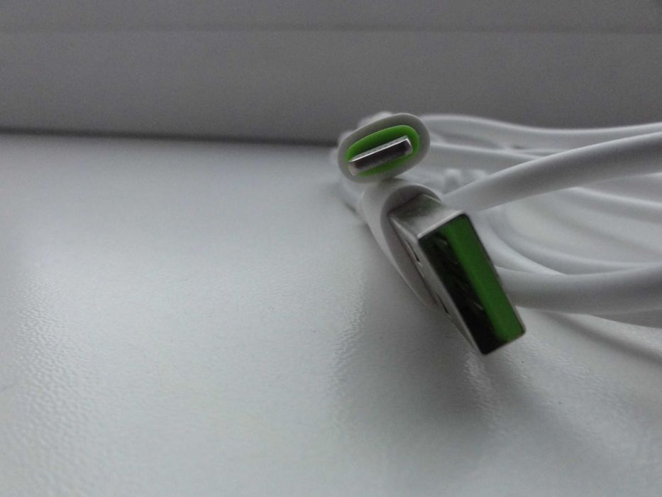 USB кабель  Grunhelm GMC-01 LW  новий