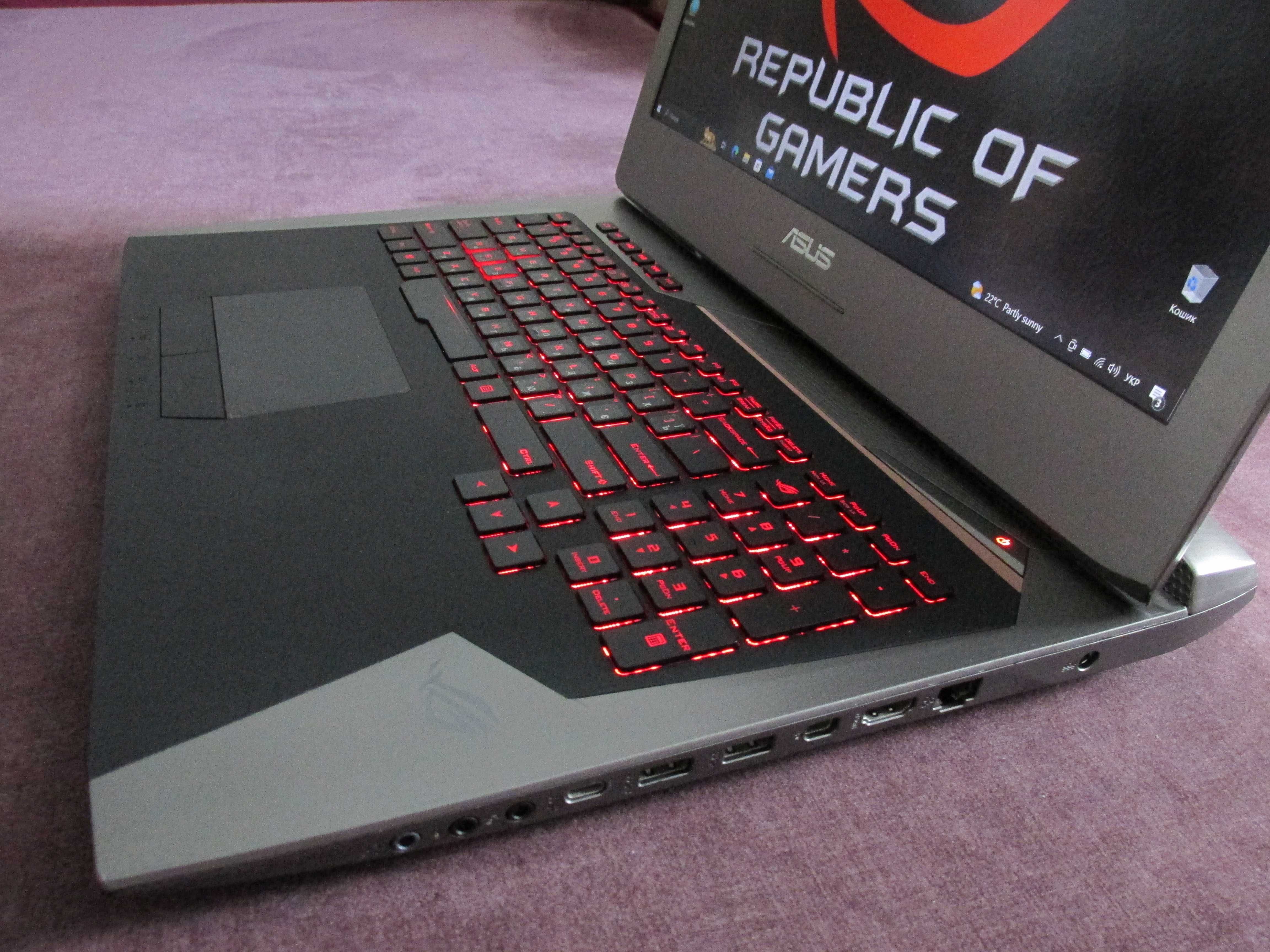 ІГРОВИЙ ТОП Asus Rog "17.3"/ 8 ядр i7-3.7Ghz+Geforce GTX 192Bit+22Gb