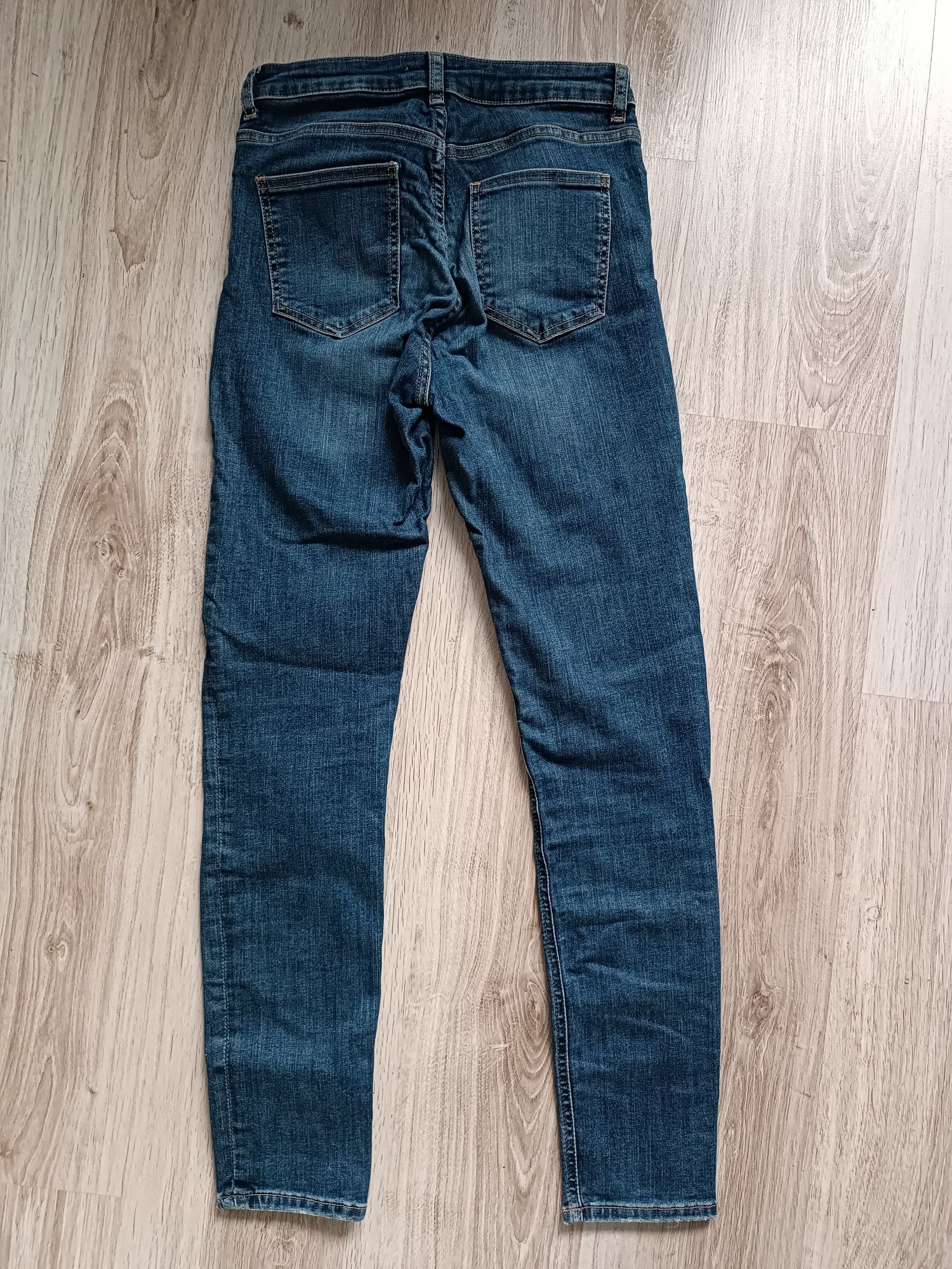 Spodnie jeansy damskie rurki niebieskie S
