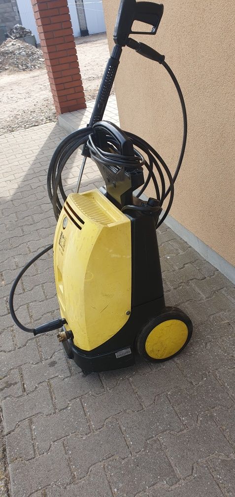 Sprzedam profesjonalną myjkę ciśnieniową  karcher