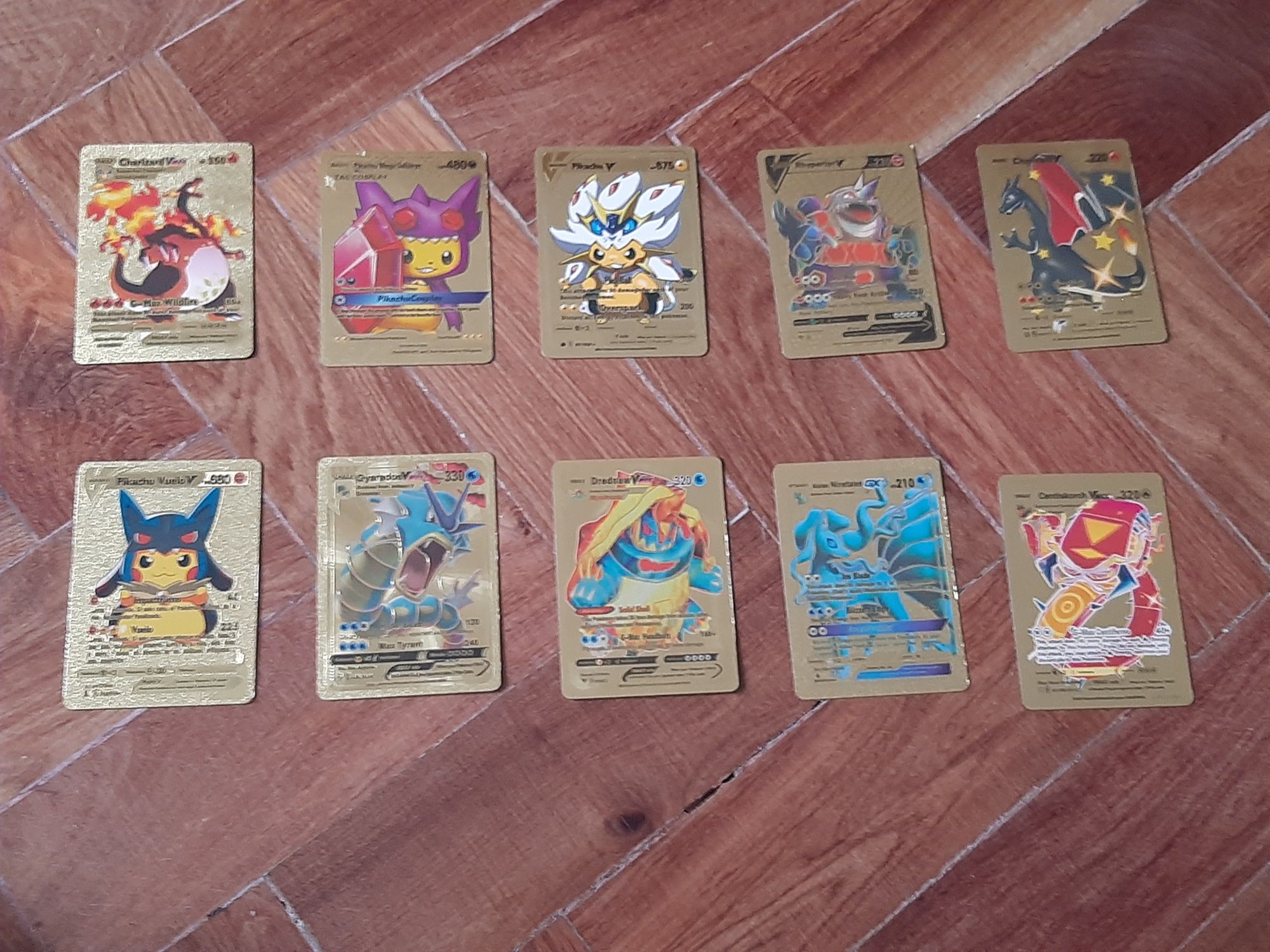 Conjunto de 10 cartas pokemon douradas