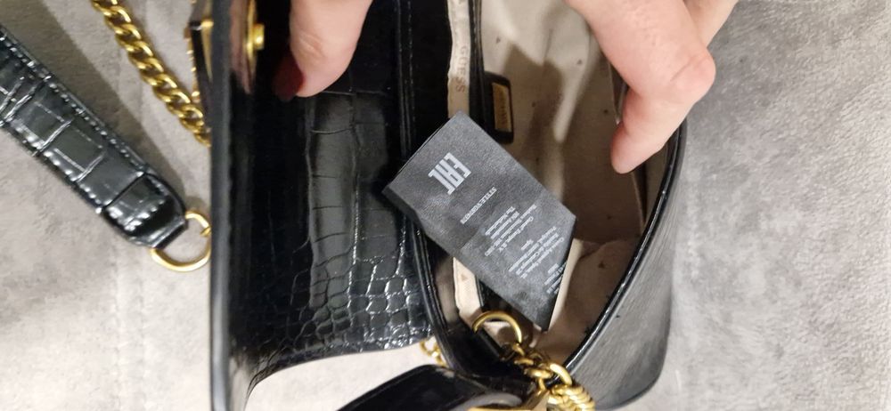 Сумка оригинал Guess,2 ремня 23×14×8, красивая фурнитура