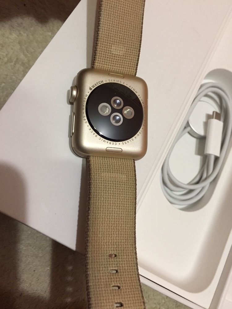 Apple Watch Gold 2 42mm Повний комплект
