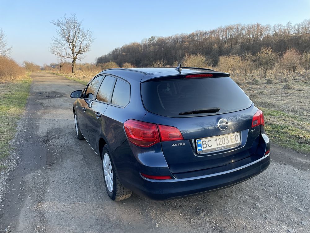 Opel Astra J 1.7