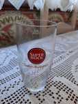 Vários Copos de Cerveja