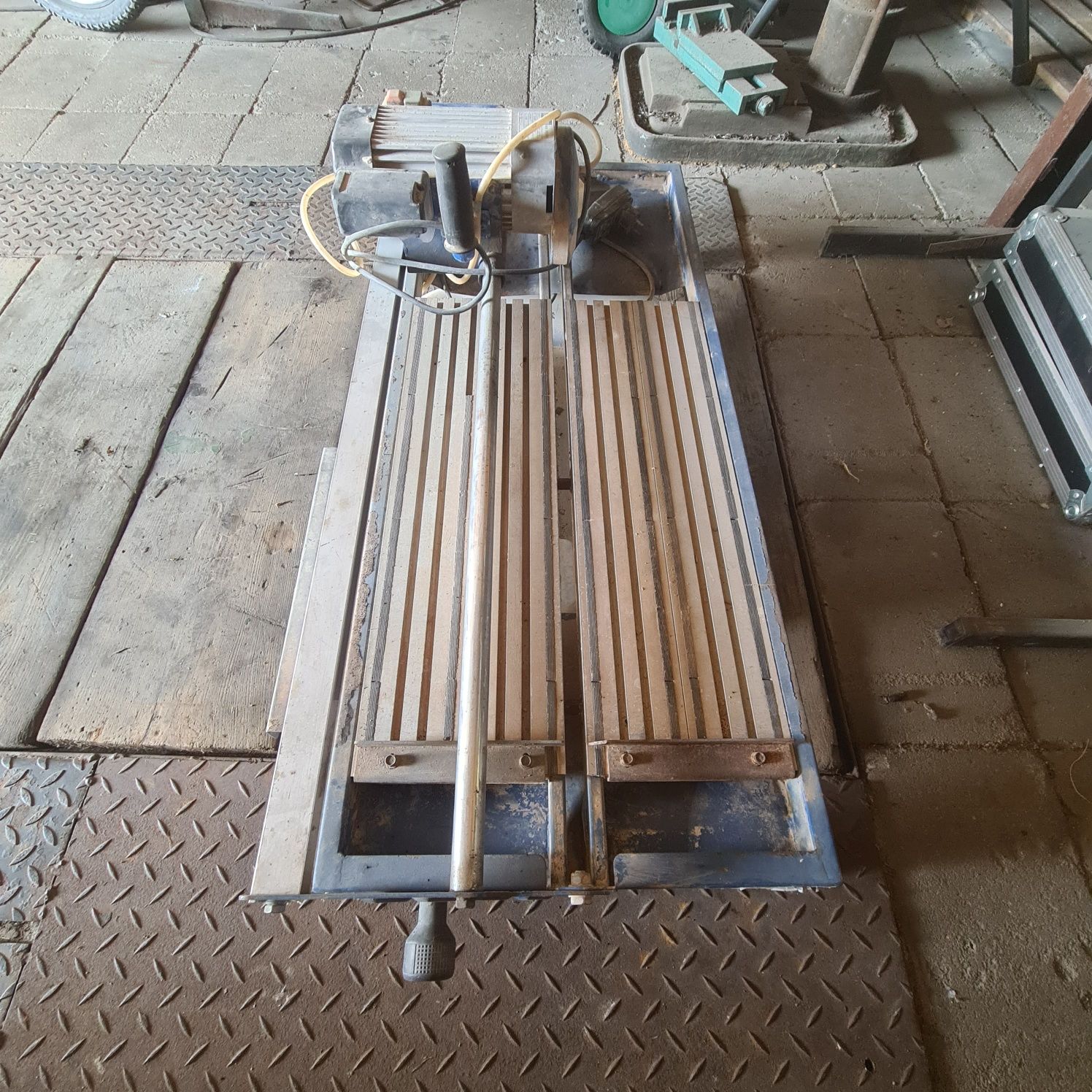 Przecinarka do płytek Scheppach FS8500