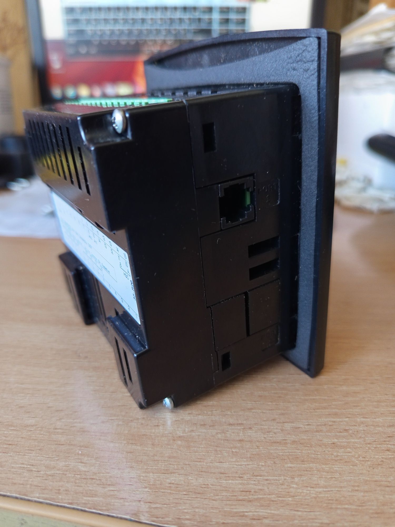 Контроллер Unitronics sm35-j-r20
