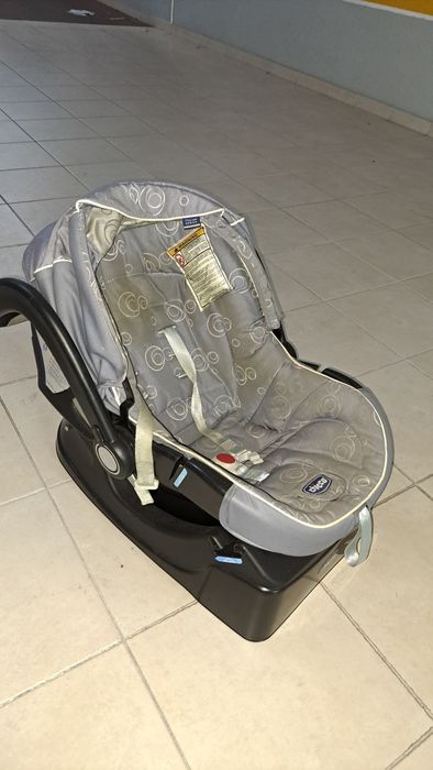 Chicco Trio Living (carro, ovo, base para o ovo, alcofa)