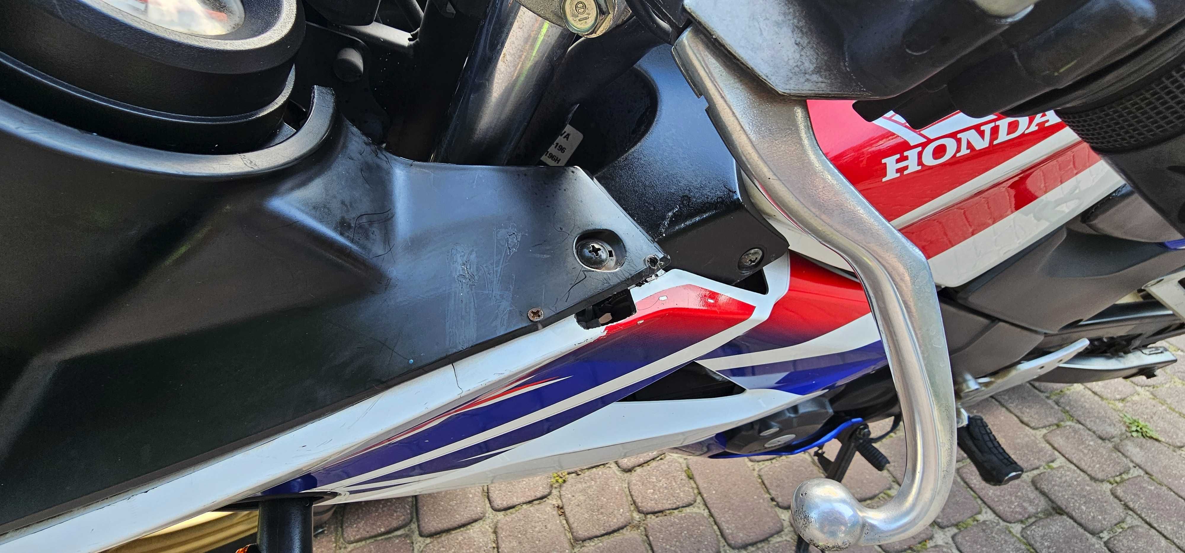 Motocykl Honda CBR 125R