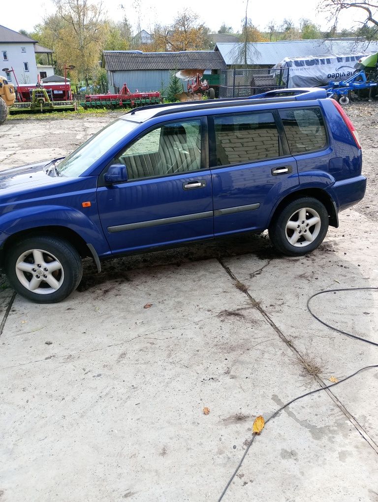 Nissan x-trail 2.2