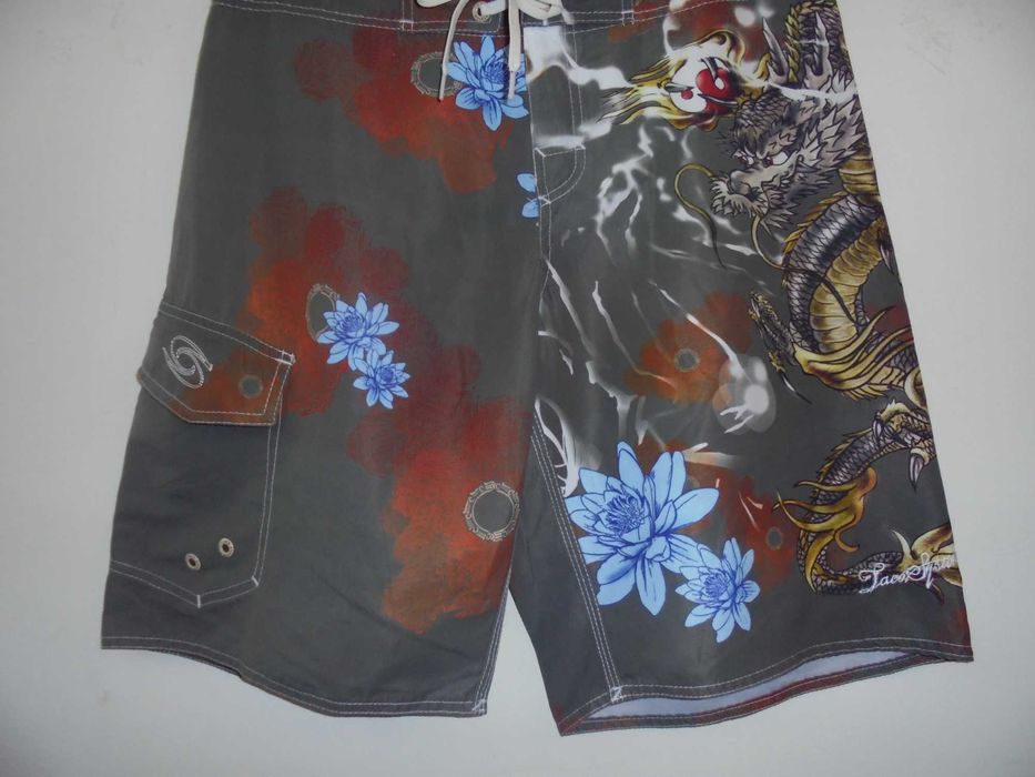 Bermudas de homem da marca TACO