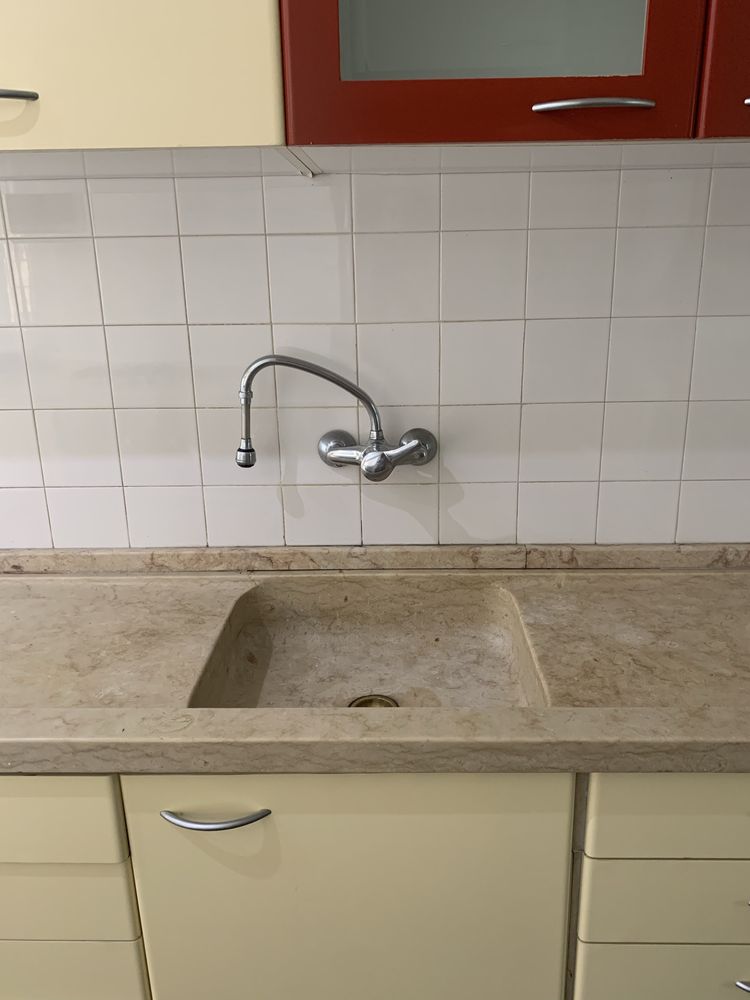 Bancada e lava louça em marmore lioz