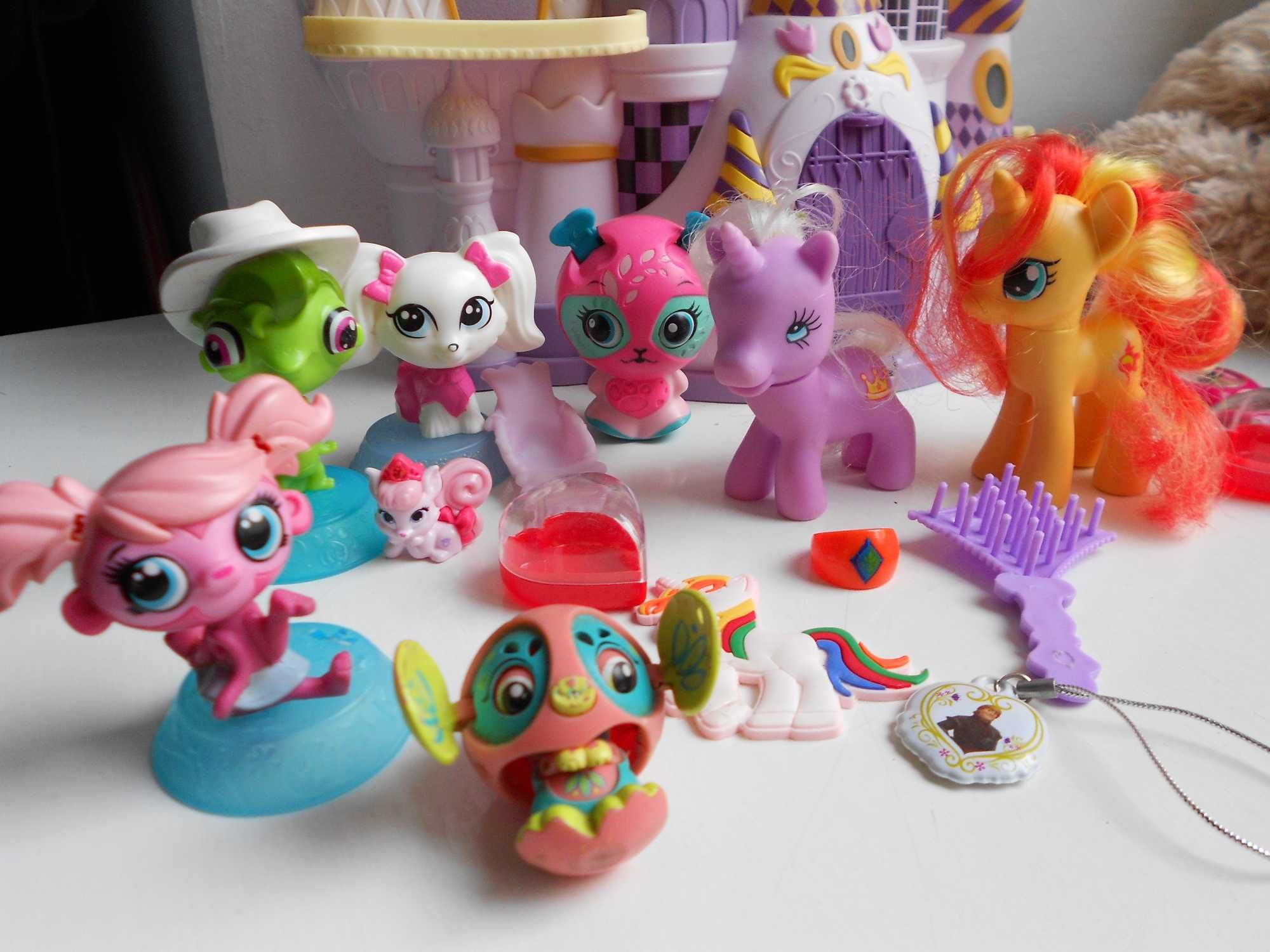 Hasbro My Little Pony Zamek Canterlot Pałac Celestii