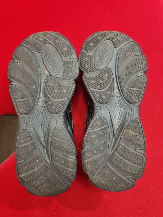 Кросівки Reserved 26,5см