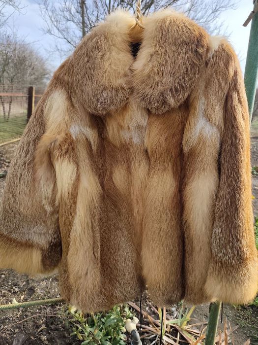 Продам шубу лиса