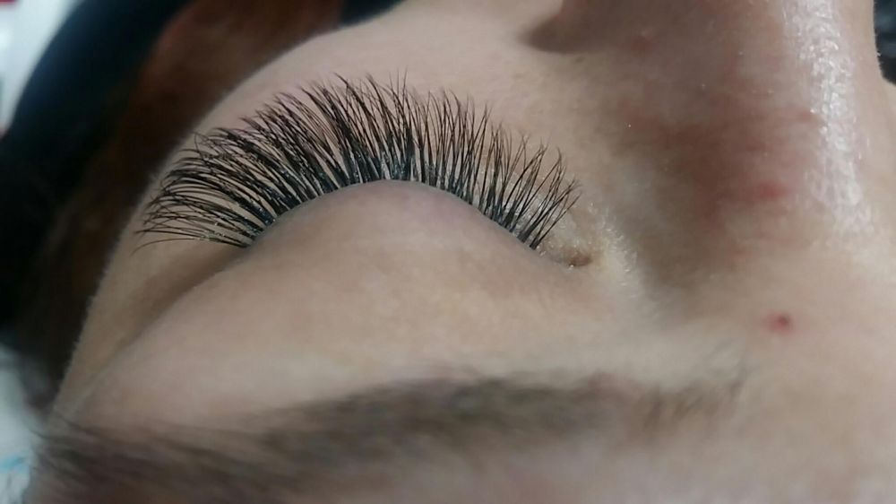 Наращивание ресниц