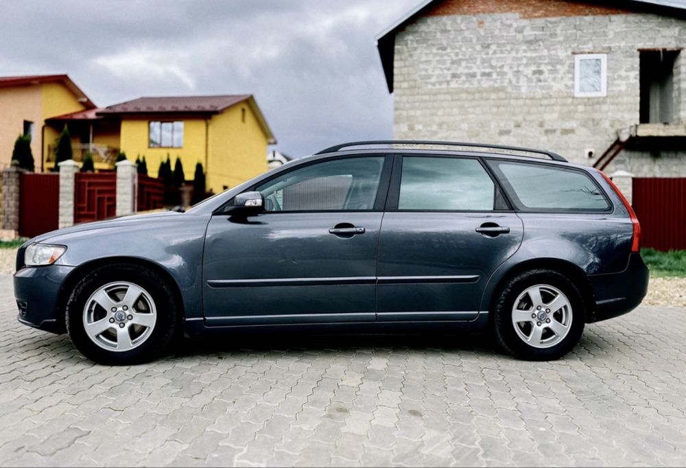 Розборка Вольво В50 С40 Авторозборка запчасти Volvo V50 S40 шрот