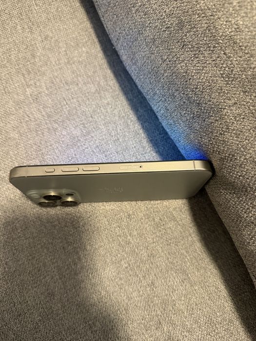 Iphone 15 pro ecran trocado