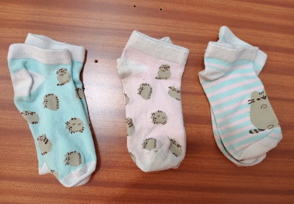 Skarpetki stopki Pusheen r. 27/30
